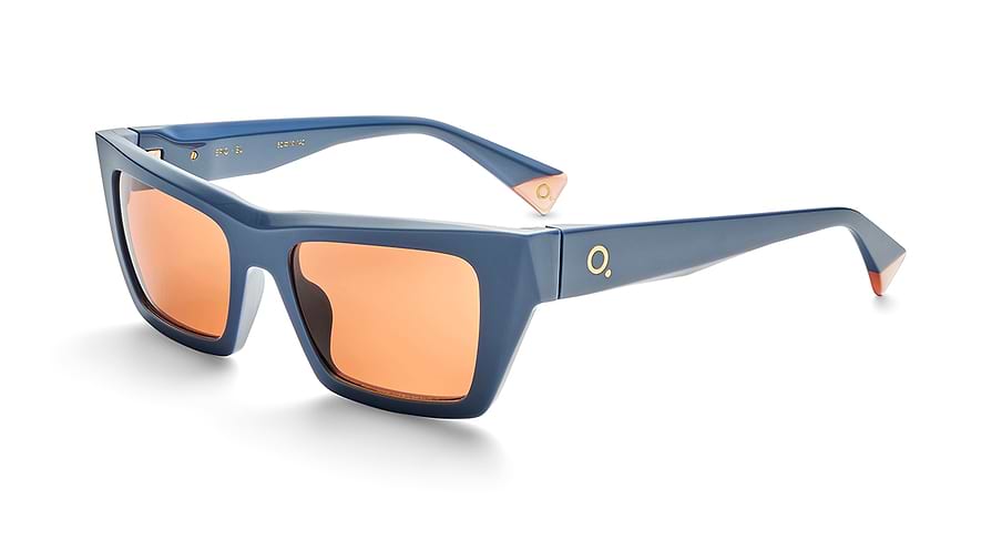 Das Bild zeigt die Sonnenbrille EPIC BL von der Marke Etnia Barcelona in blau.